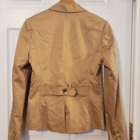 Blazer - Picture 2 of 3